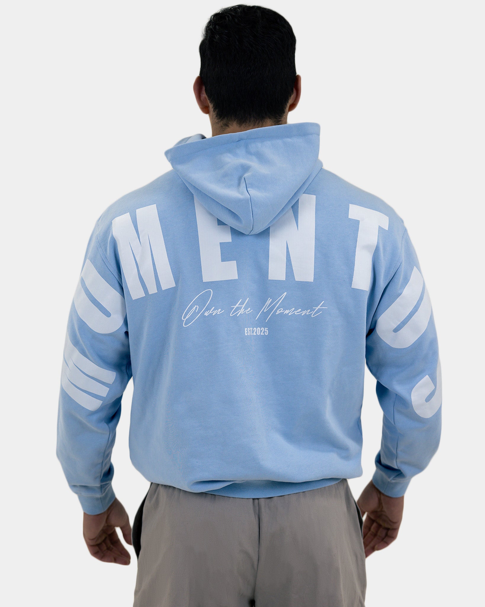 ESSENTIAL HOODIE
