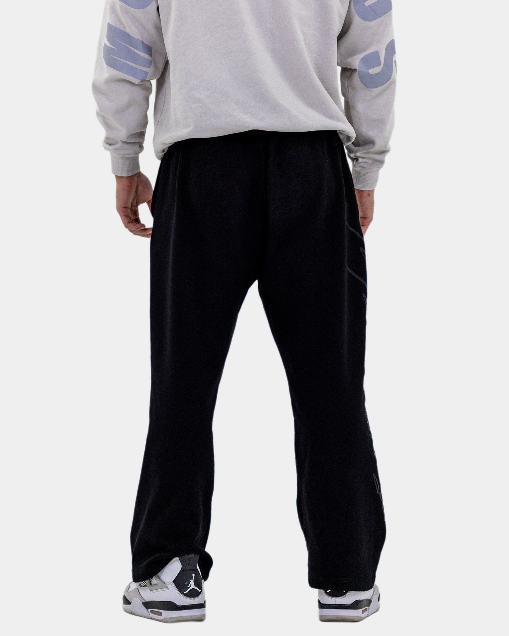 ESSENTIAL SWEATS