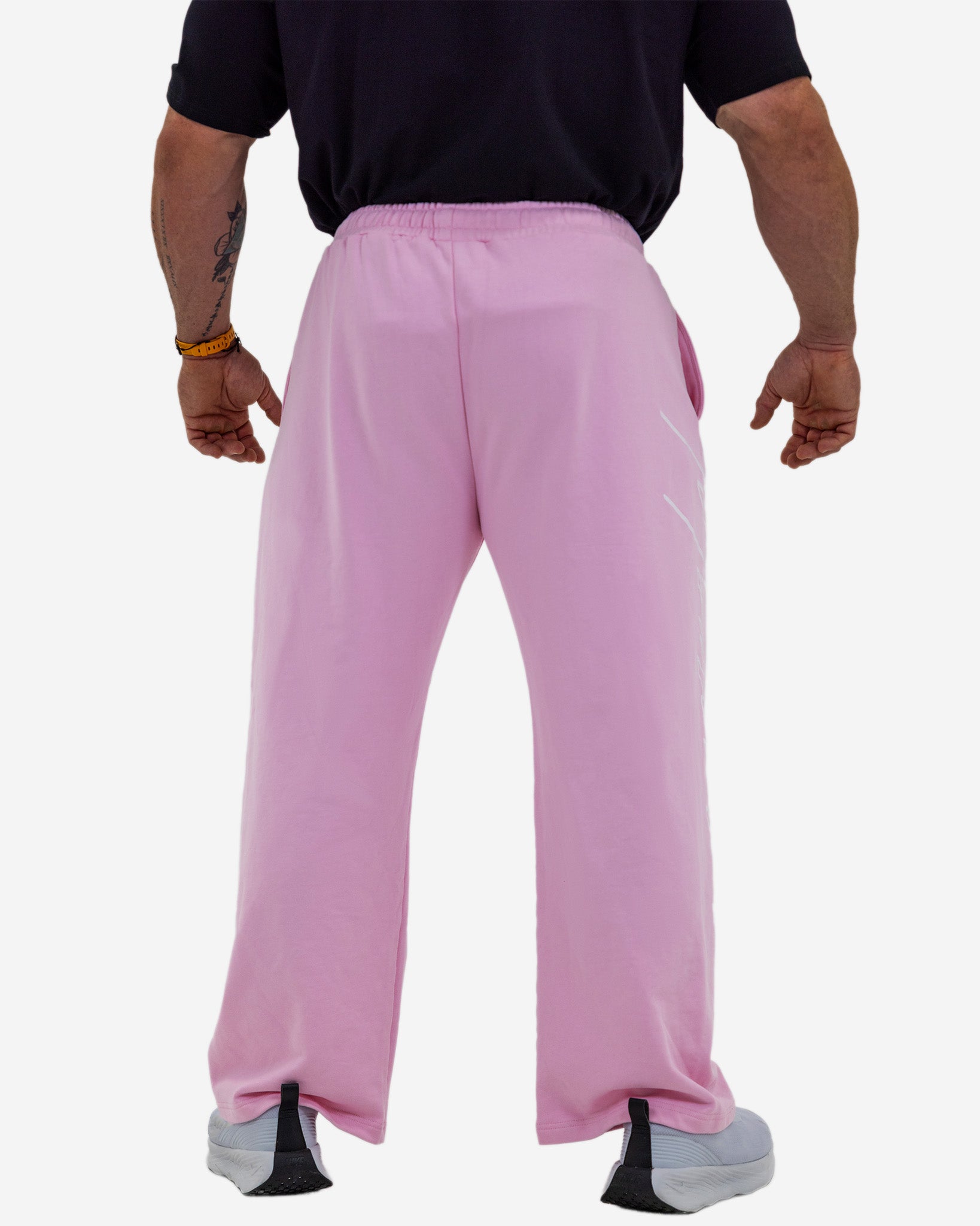 ESSENTIAL SWEATS