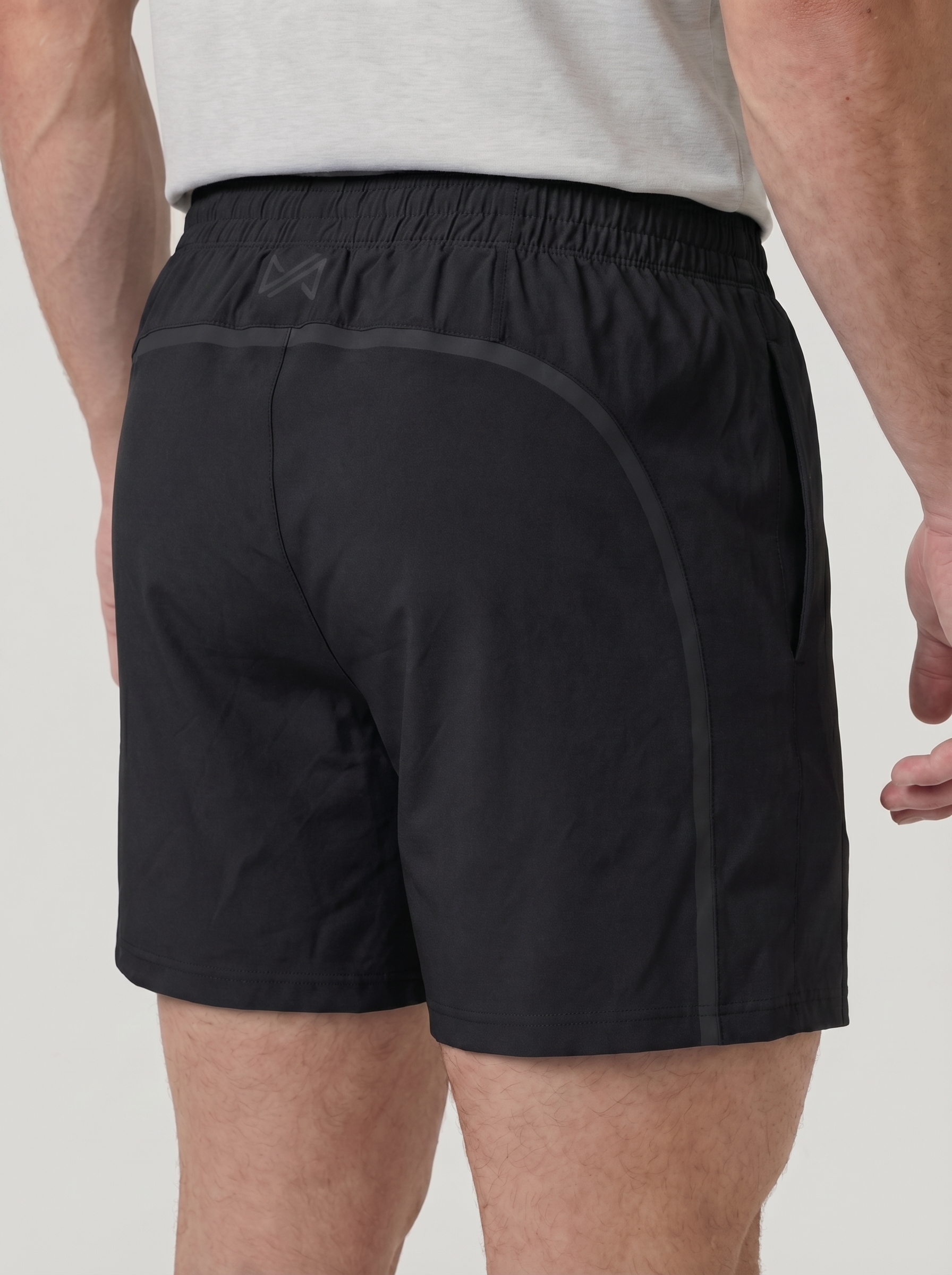 Core Flow Shorts #Color_Black