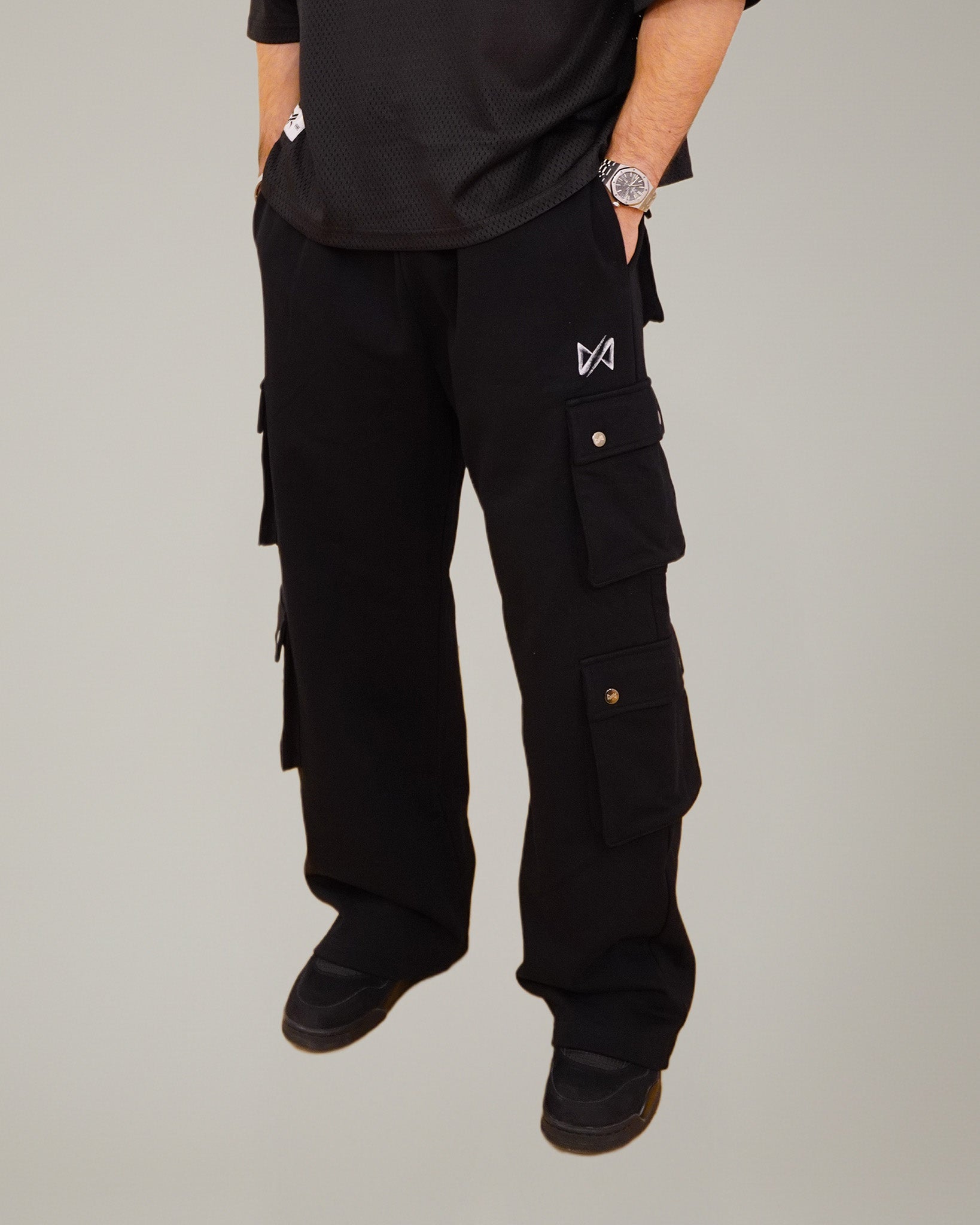ESSENTIAL CARGO SWEATS